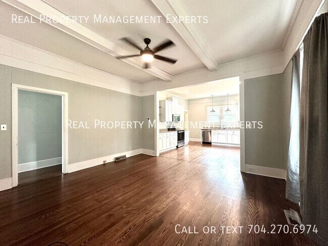 Foto del edificio - 6540 Plyler Rd