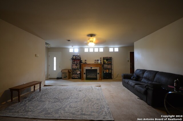 Foto del edificio - 9514 Dover Ridge