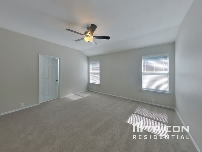 Building Photo - 8425 Asheville Ln