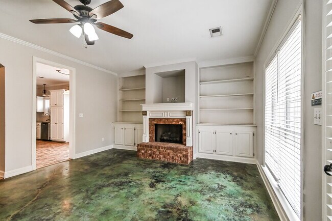 Foto del edificio - 2720 Graystone Dr
