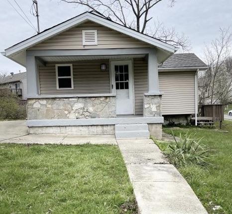 Primary Photo - 230 Shaw Ave
