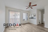 Foto principal - 4069 Oakwood Ave