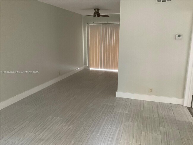 Foto del edificio - 510 SE 9th St