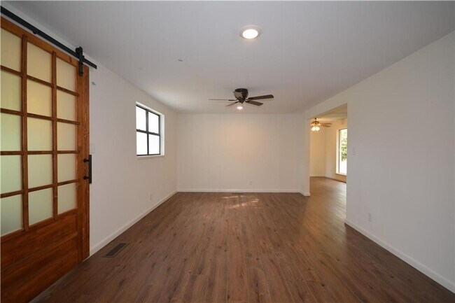 Foto del edificio - Secluded 3 Bedroom Home Near Lake Fayettev...