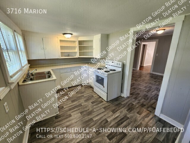 Building Photo - 3716 Marion-