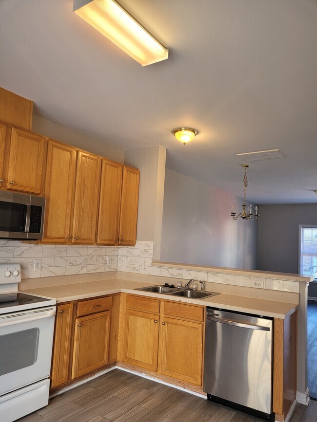 Foto del edificio - 4622 Punjab St