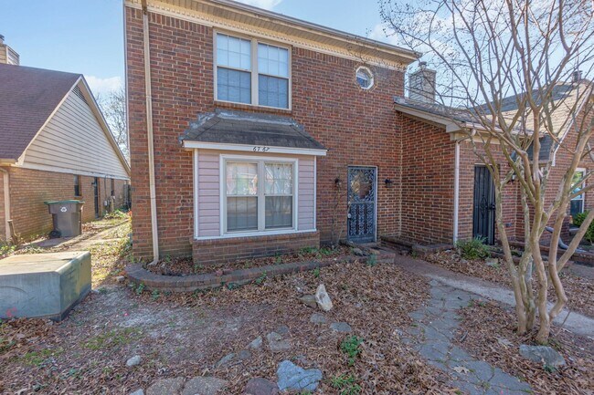 Building Photo - AVAILABLE FOR RENT SOON!! 6767 Kirby Lawn ...