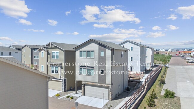 Building Photo - 7446 Marbled Wood Pt