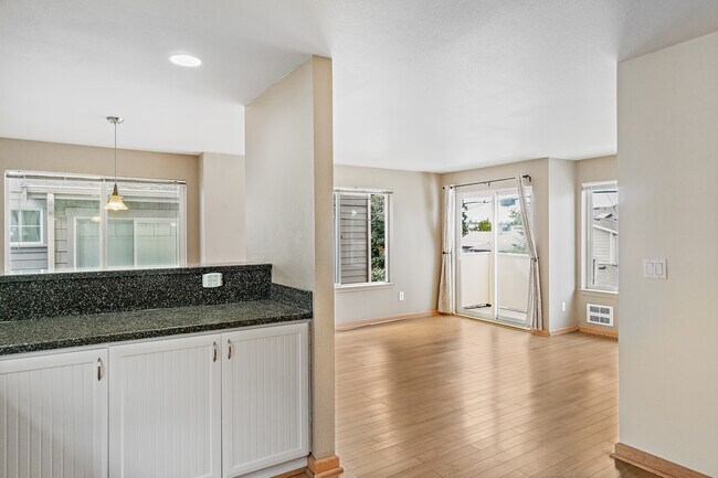 Foto del edificio - 8619 Delridge Way SW