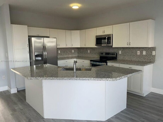 Foto del edificio - 8478 SW 166th Pl