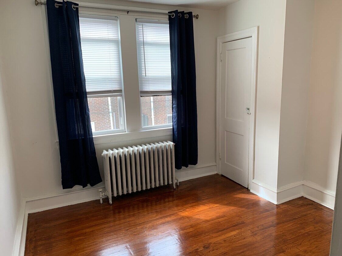 Foto del edificio - 538 E Carver St