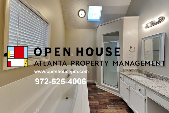 Foto principal - 3199 Pilgrims Dr, Douglasville