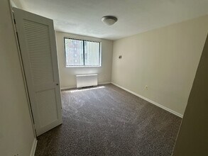 Interior Photo - Summit Hills