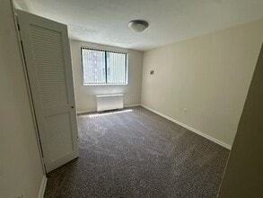 Interior Photo - Summit Hills