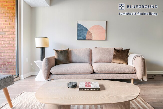 Foto del edificio - 2140 L St NW