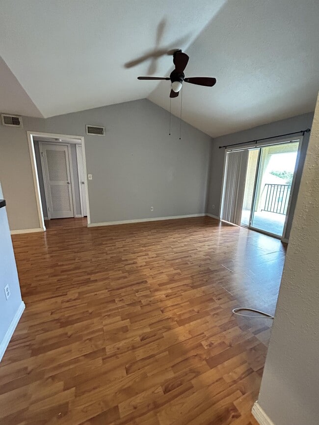 Photo - 755 Riverside Dr Townhome