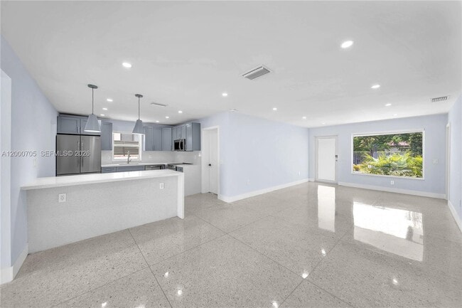 Foto del edificio - 2311 SW 23rd St