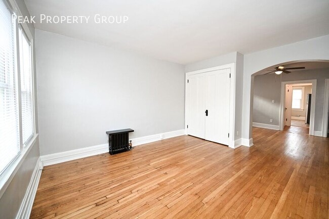 Building Photo - 4005 Huston Ave