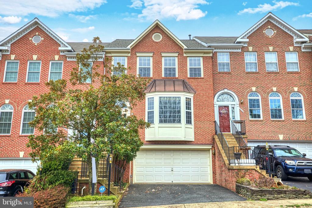 Foto principal - 5742 Governors Pond Cir
