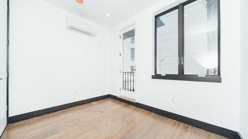 Foto del edificio - 277 Evergreen Ave