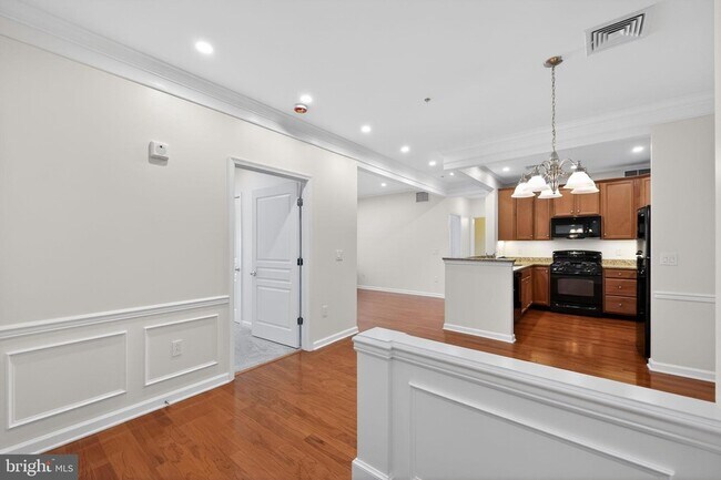 Foto del edificio - 1014 Creekside Dr