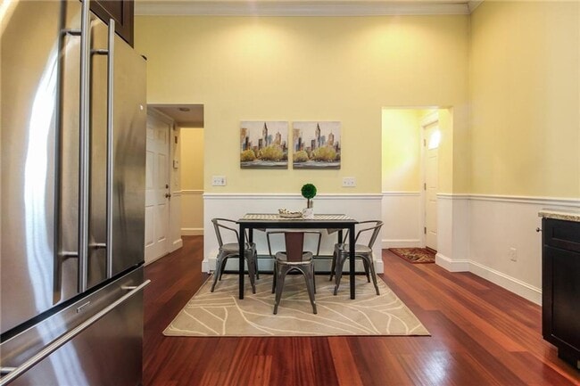 Building Photo - **Providence/ Eastside Fox Point - 2 bed 2...