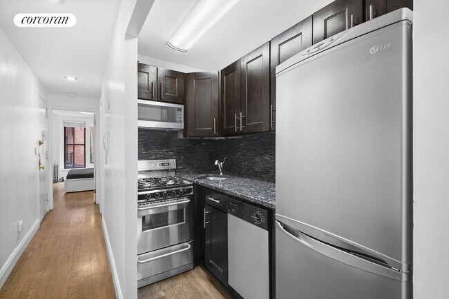 Foto del edificio - 237 E 24th St