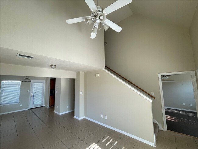 Foto del edificio - 513 Thornton Ct