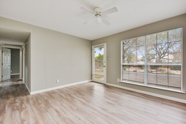 Building Photo - 504 Philco Drive - Unit A
