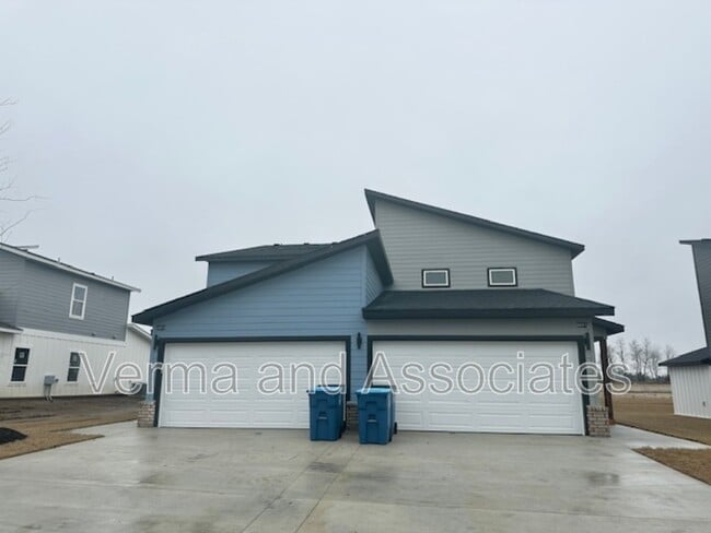 Photo - 1507 SW Casuarina Dr Apartment