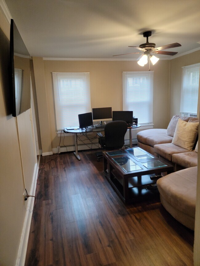 Living room - 131 Madison Ave