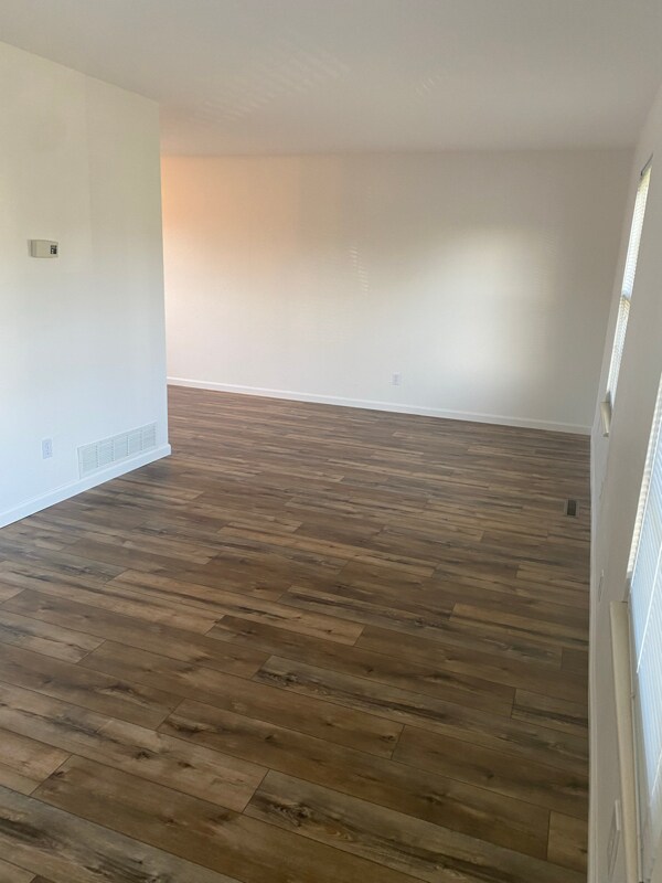 Foto del edificio - 10510 Kline Way