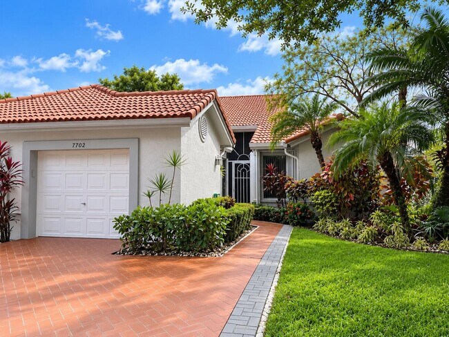 Foto del edificio - 7702 Majestic Palm Dr