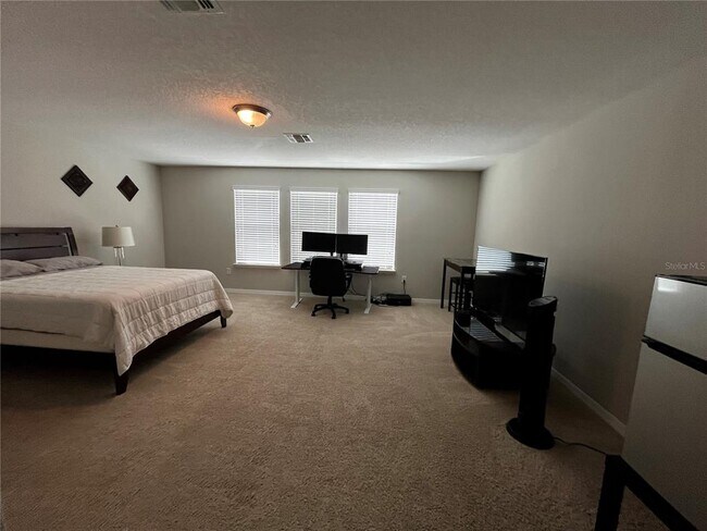 Foto del edificio - 2166 J Lawson Blvd