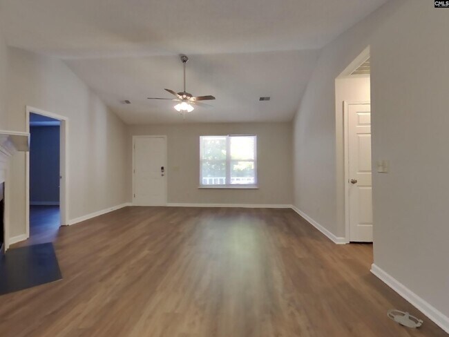 Foto del edificio - 14 Iron Spot Cir