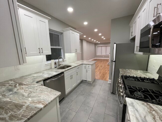 Building Photo - 4615 Smick St