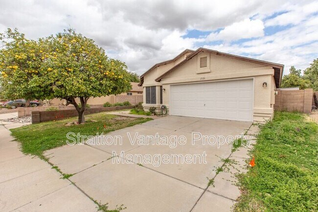 Foto del edificio - 17121 N Larkspur Ln