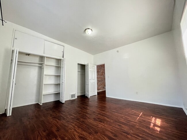 Foto del edificio - 3420 Illinois Ave