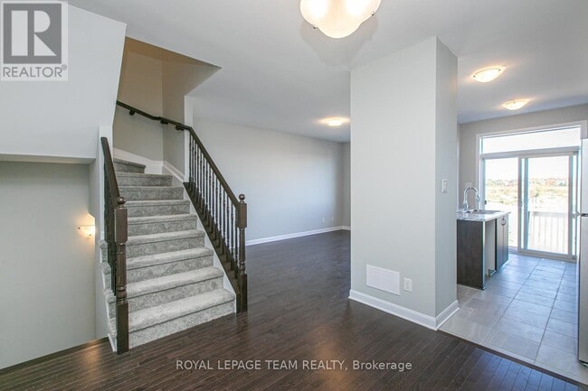 Building Photo - 1015 Speedvale Ct