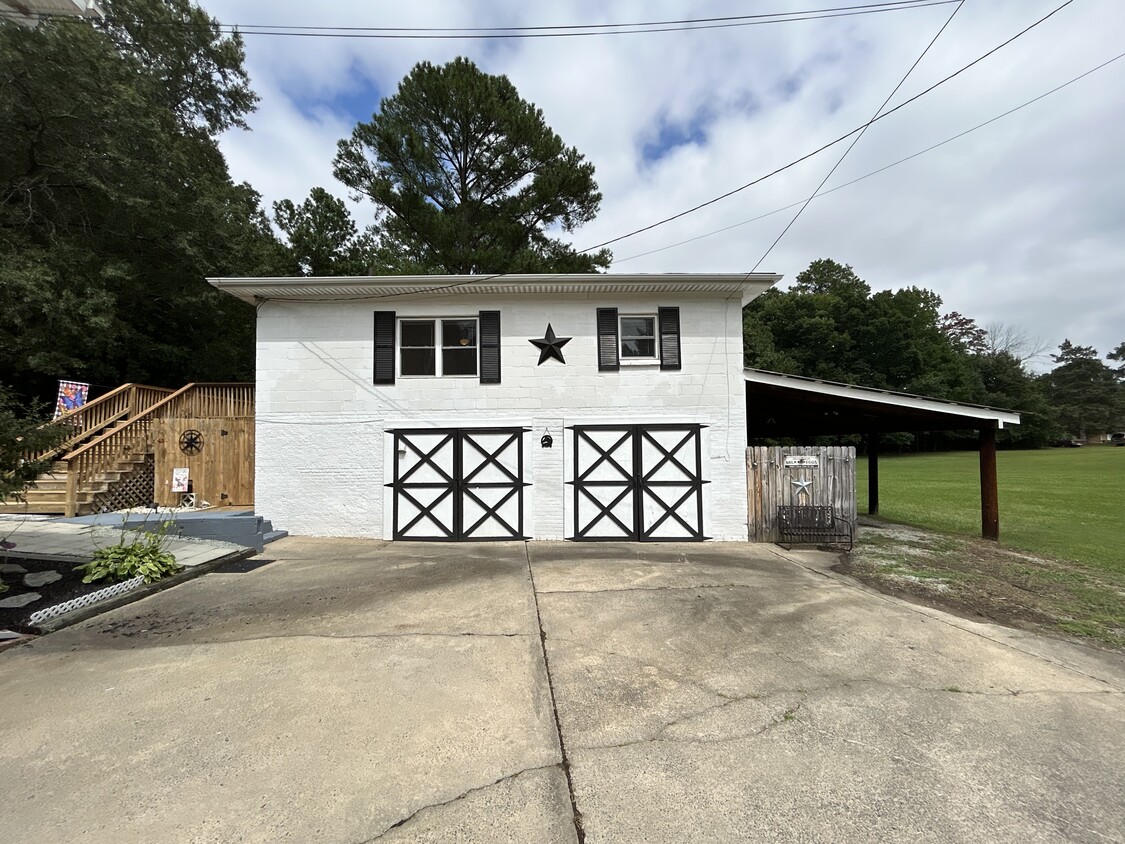 Primary Photo - 1925 Watson Rd