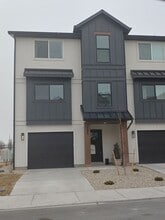 Building Photo - 645 E 360 S