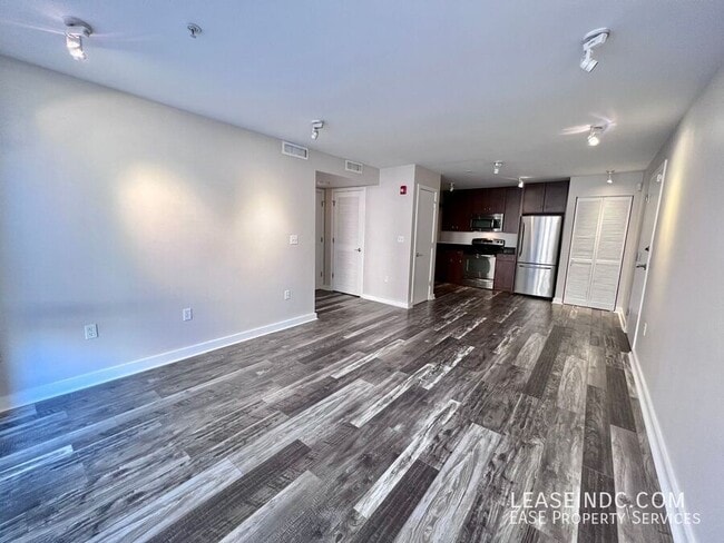 Foto del edificio - 1423 Newton St NW