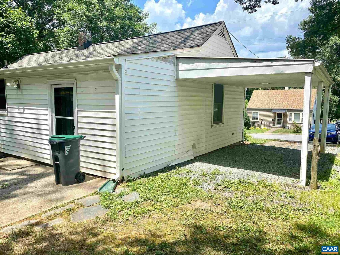 Building Photo - 1616 Mulberry Ave