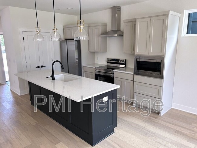 Foto del edificio - 610 N 6th St