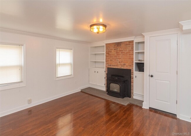 Building Photo - 30 Tobins Ln