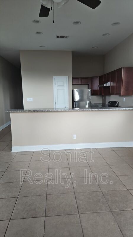 Building Photo - 3511 Hamburg St