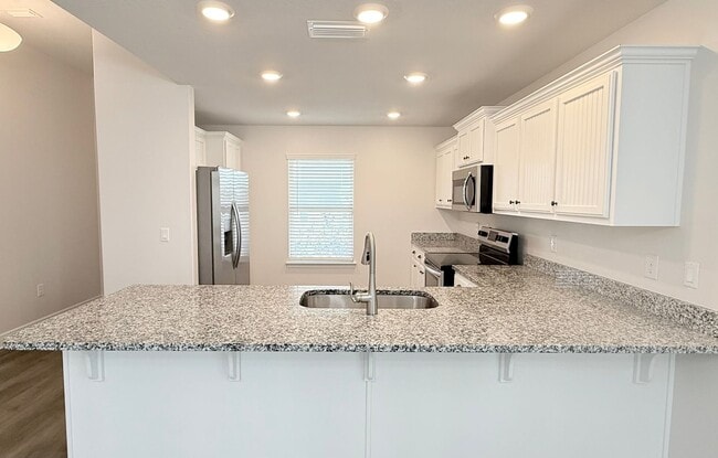 Foto del edificio - 3-Bedroom Home - Commanders Cove