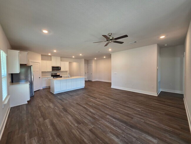 Building Photo - 5839 Sargassum Ln