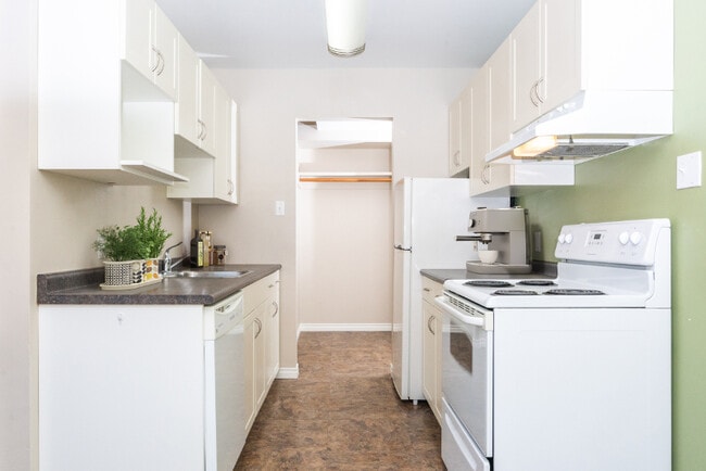 Building Photo - The Prince Randolph Apartments