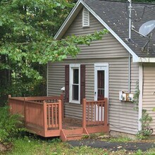 Building Photo - 2 Storybrook Ln W